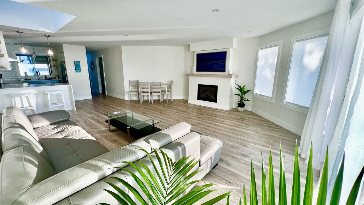 Photo of Livingroom in Regional District of Nanaimo