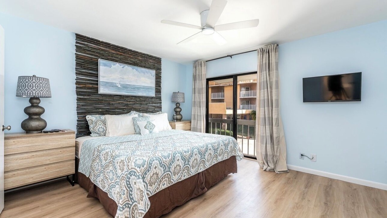 Photo of Bedroom in Palm Beach Shores