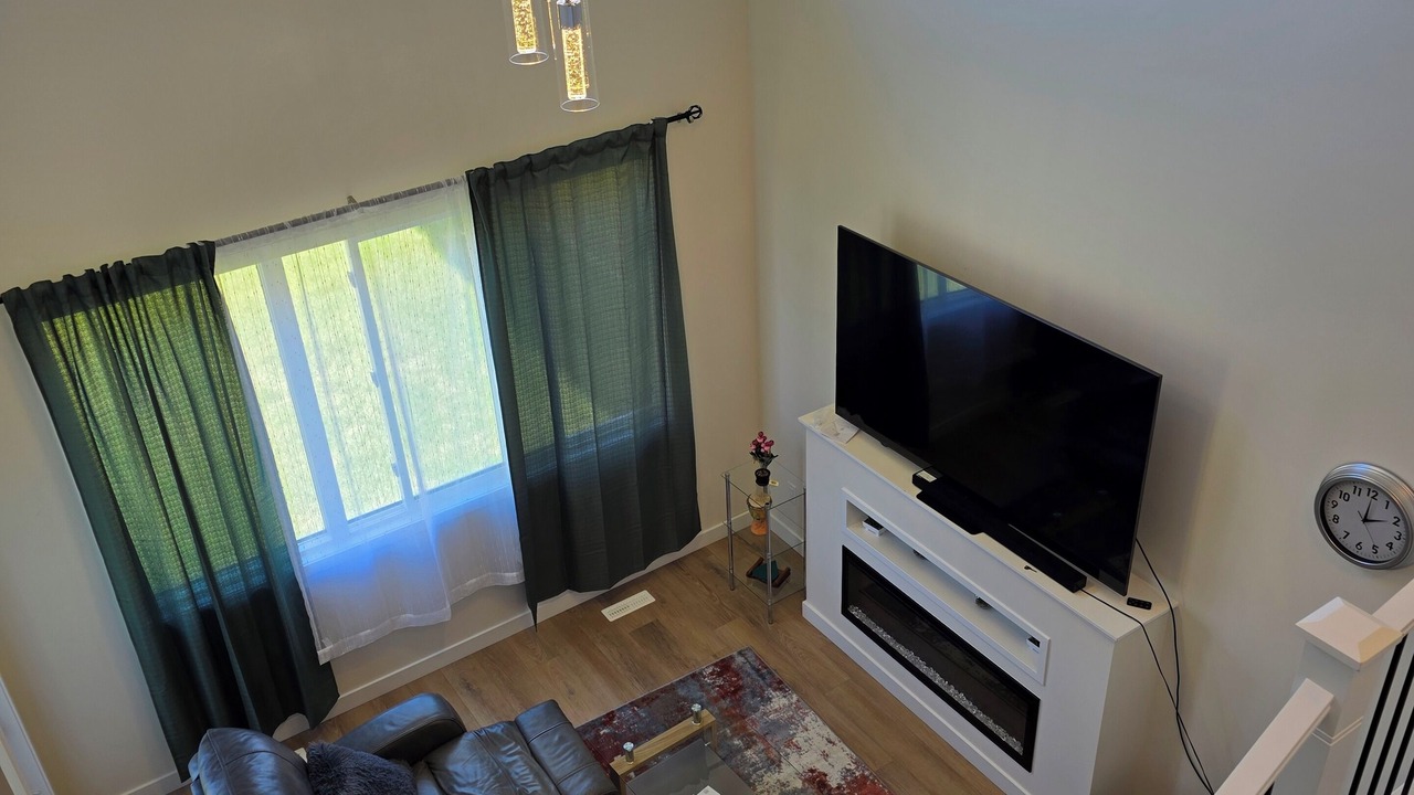 Photo of Livingroom in Southeast Edmonton