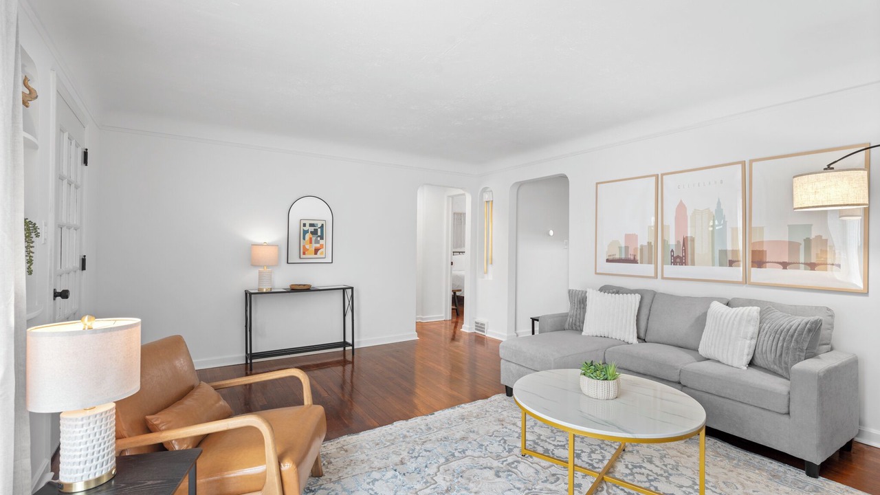 Photo of Livingroom in Cleveland Heights