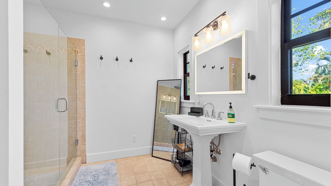 Photo of Bathroom in Old Northwood