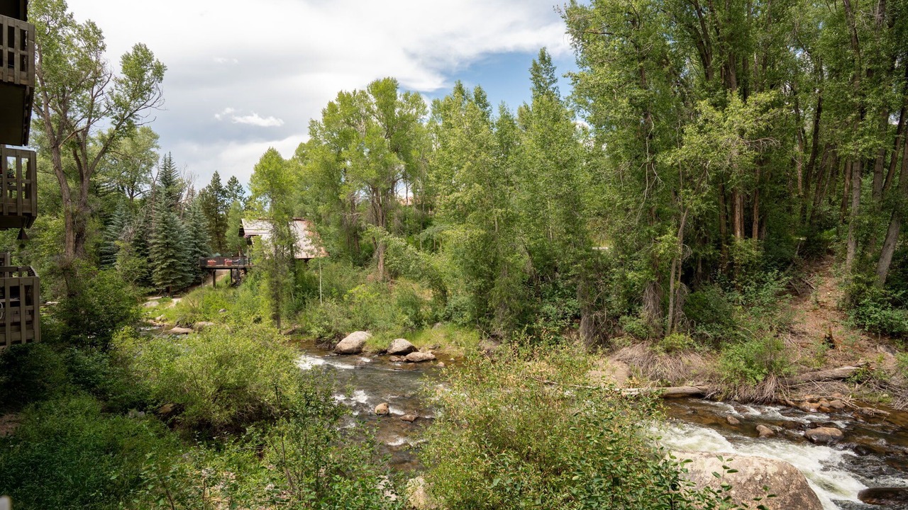 Photo of Others in Aspen