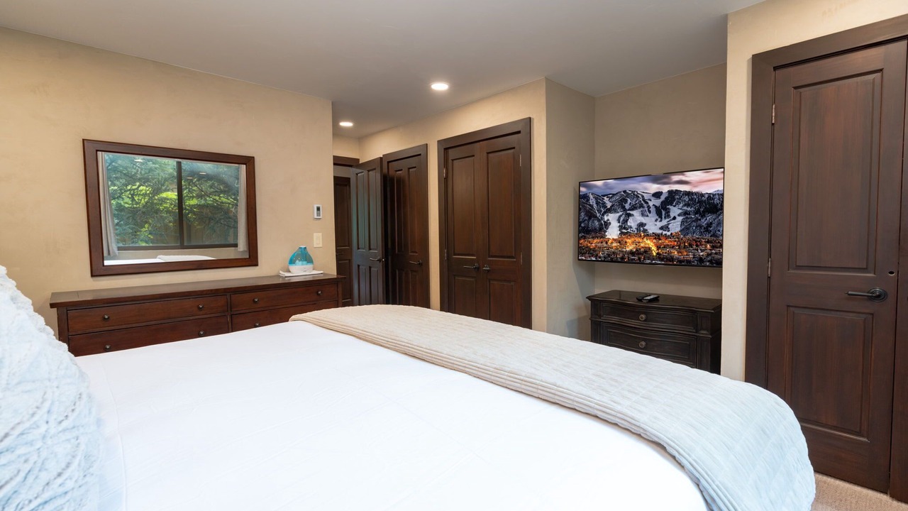 Photo of Bedroom in Aspen