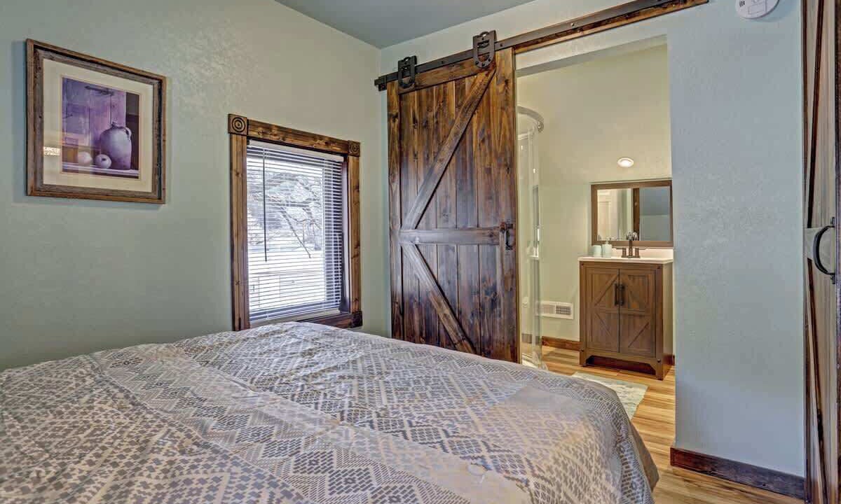 Photo of Bedroom in Keystone