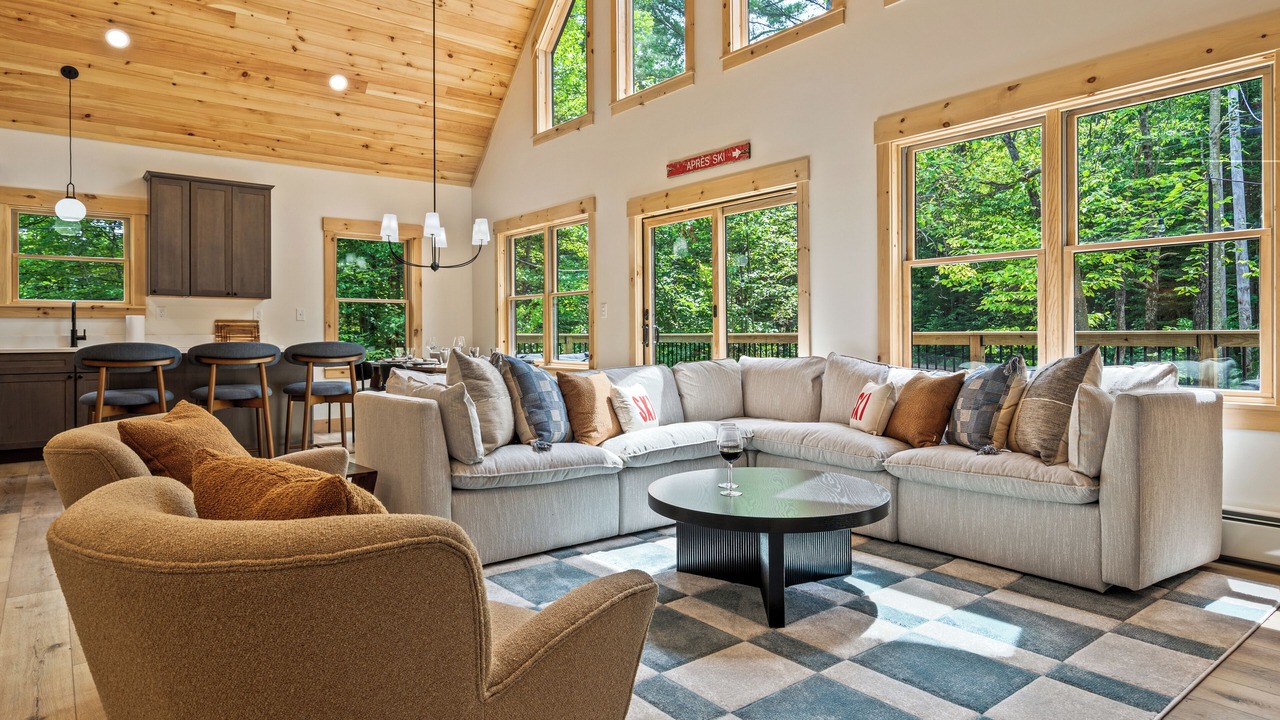 Photo of Livingroom in Bethel