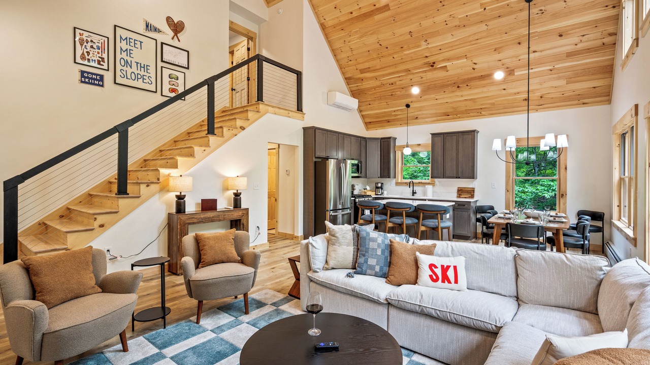 Photo of Livingroom in Bethel