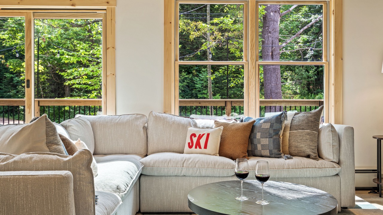 Photo of Livingroom in Bethel