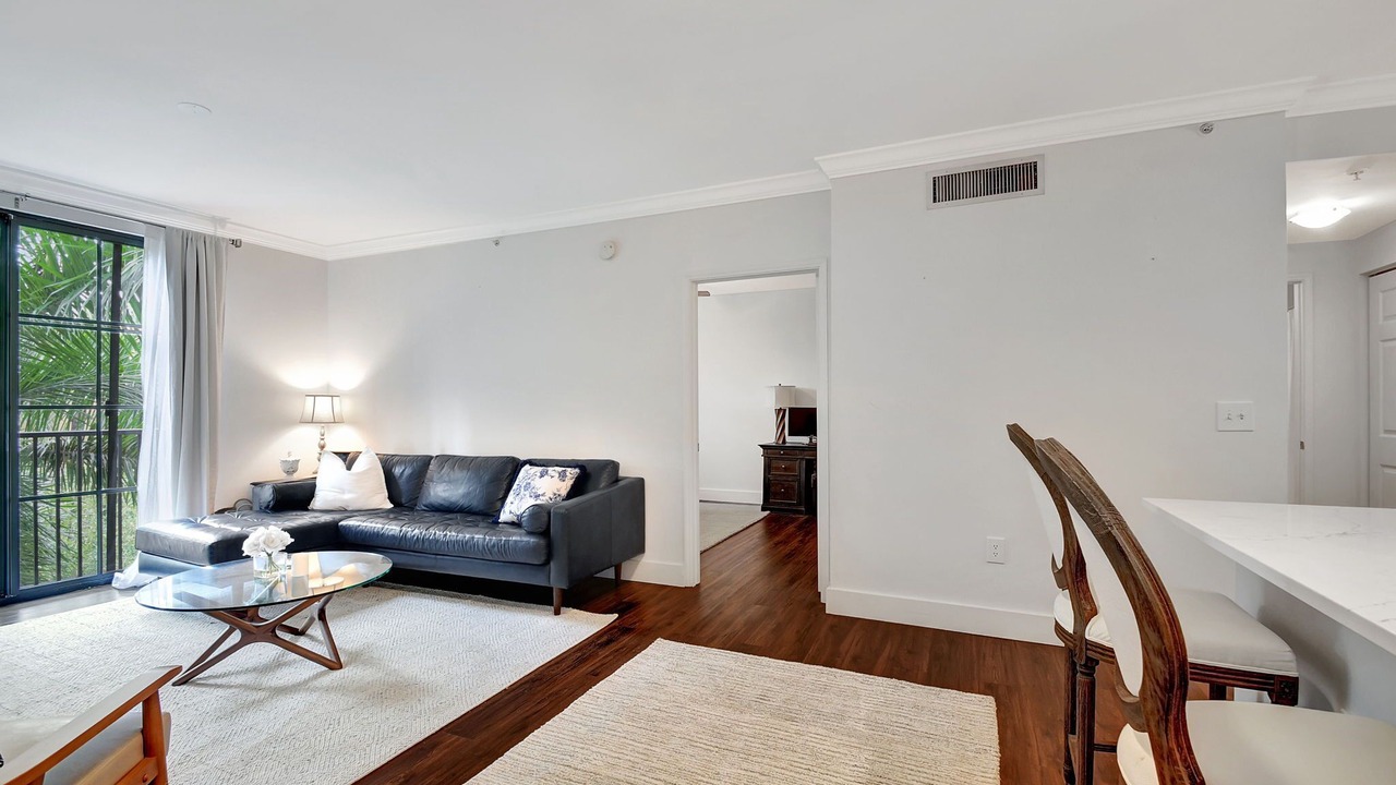 Photo of Livingroom in Grandview Heights