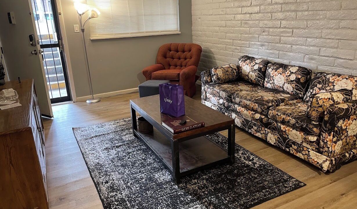 Photo of Livingroom in Washington Virginia Vale