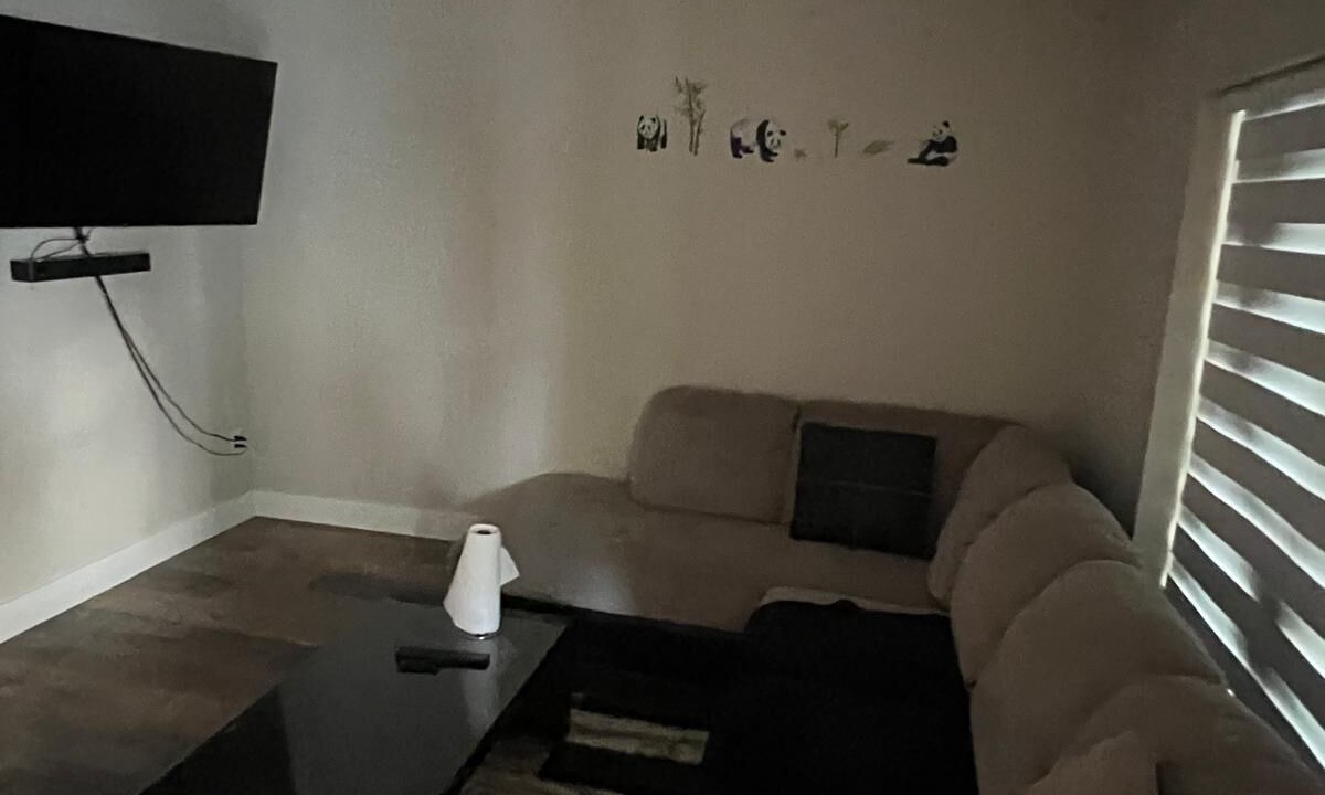 Photo of Livingroom in Abbotsford