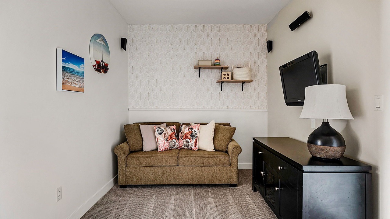 Photo of Livingroom in Westbank