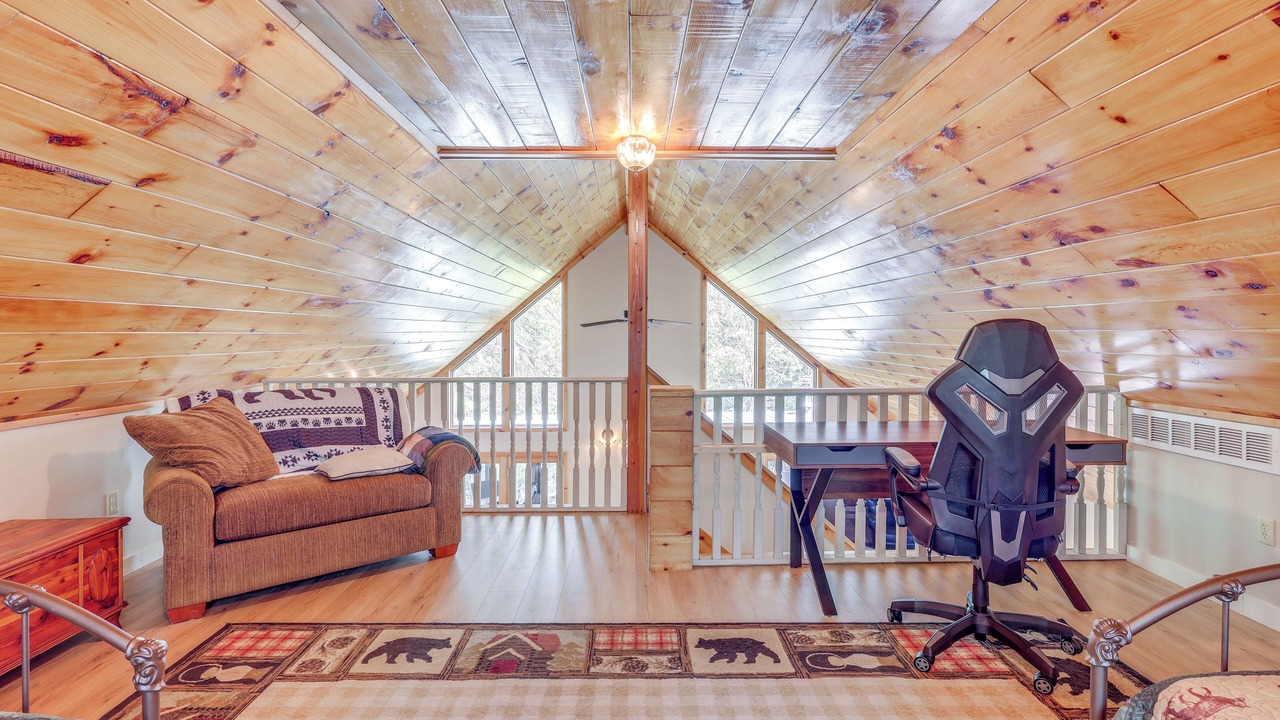 Photo of Bedroom in Warrensburg