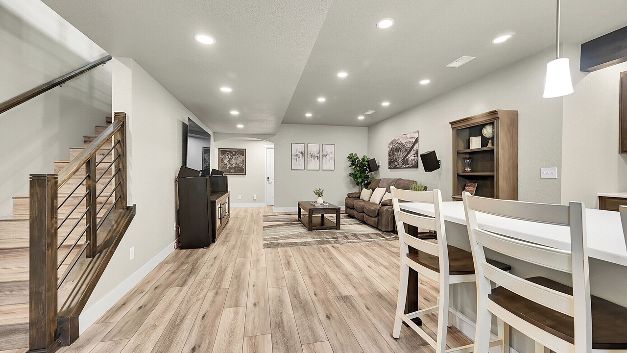 Photo of Livingroom in Evans