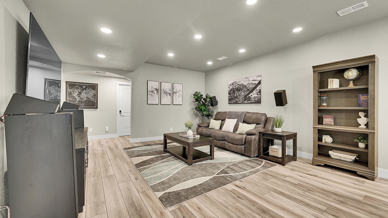 Photo of Livingroom in Evans