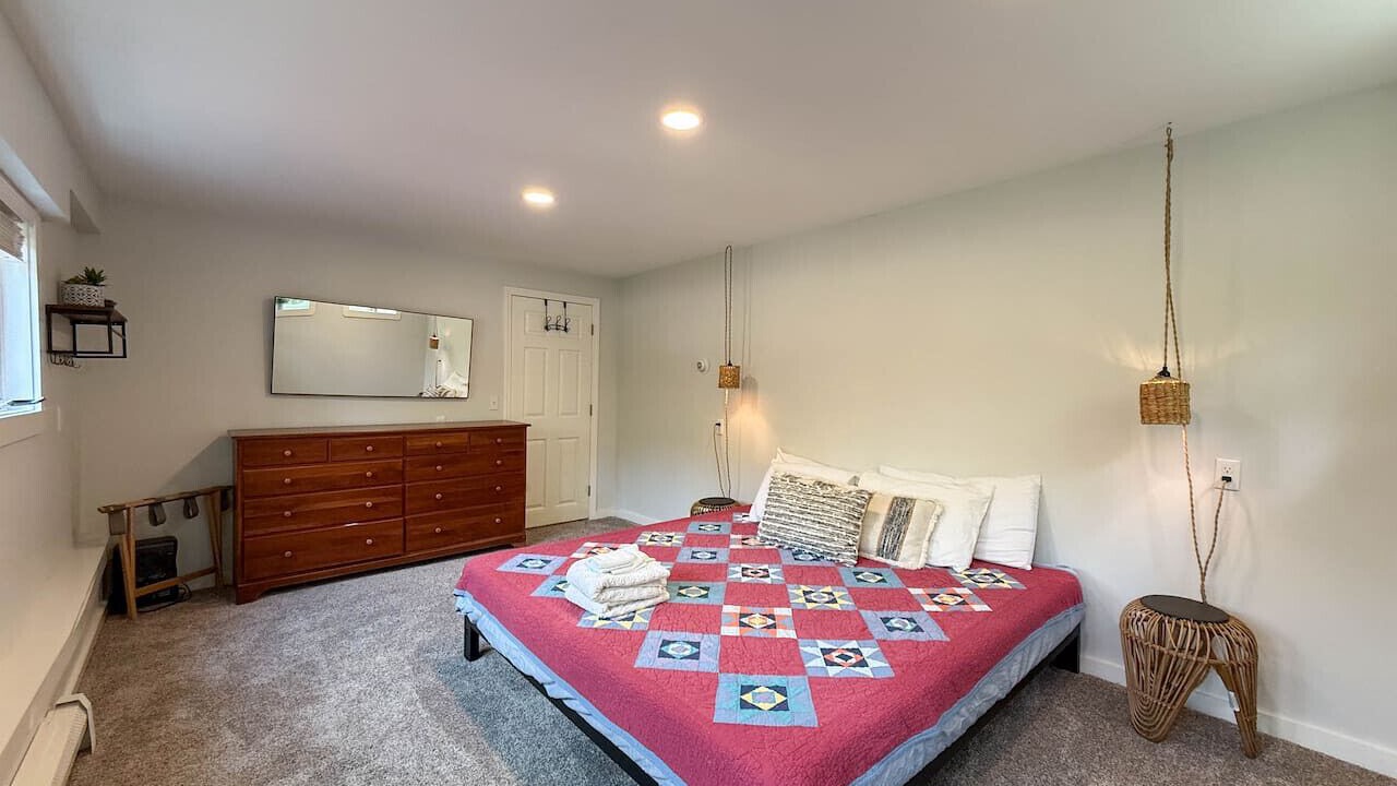 Photo of Bedroom in Birchview by the Saco