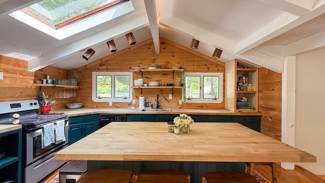 Photo of Kitchen in Birchview by the Saco