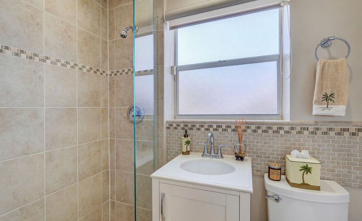 Photo of Bathroom in Lighthouse Point