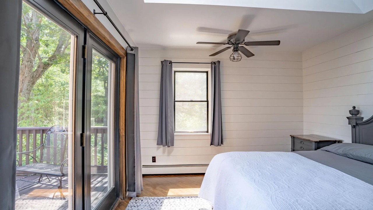Photo of Bedroom in Bucksport