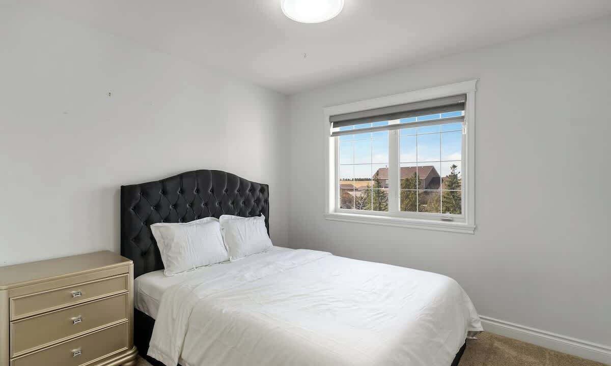 Photo of Bedroom in Lyalta