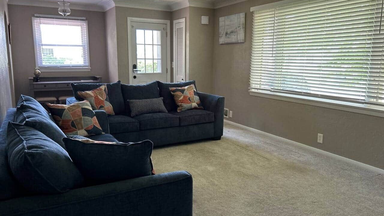 Photo of Livingroom in Vermilion