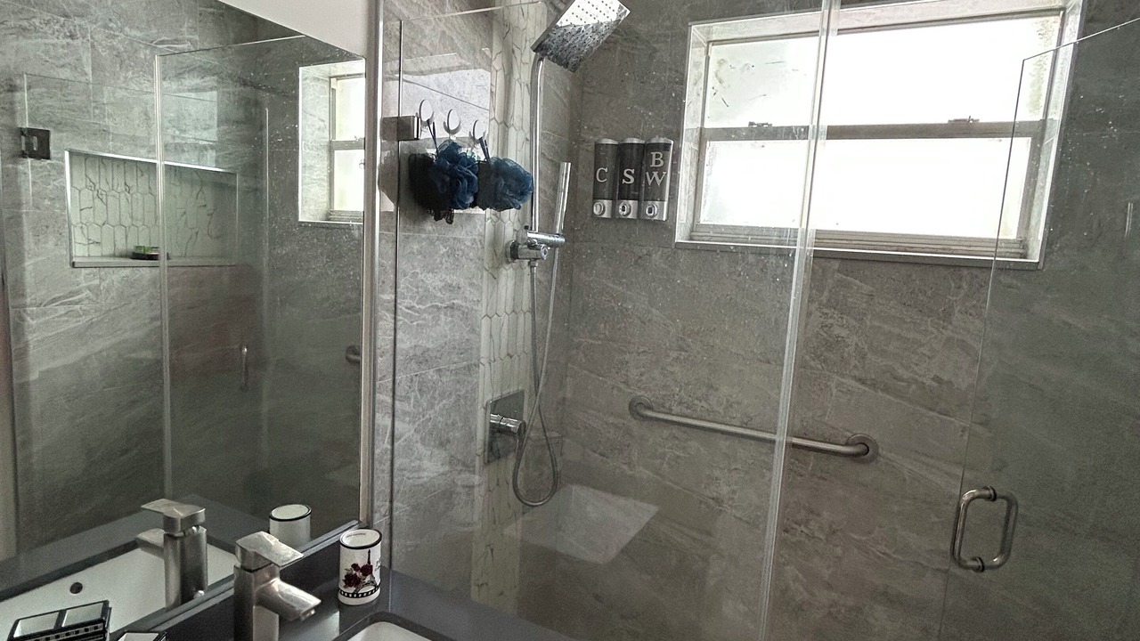 Photo of Bathroom in Margate
