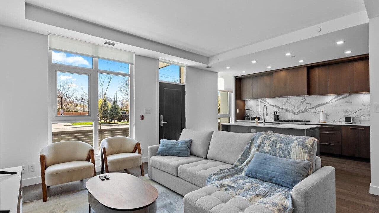 Photo of Livingroom in South Pandosy