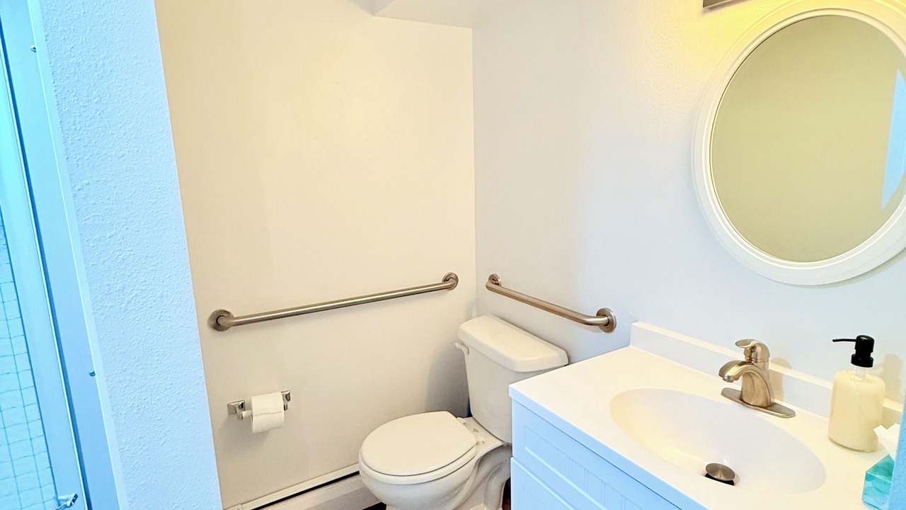 Photo of Bathroom in Aurora