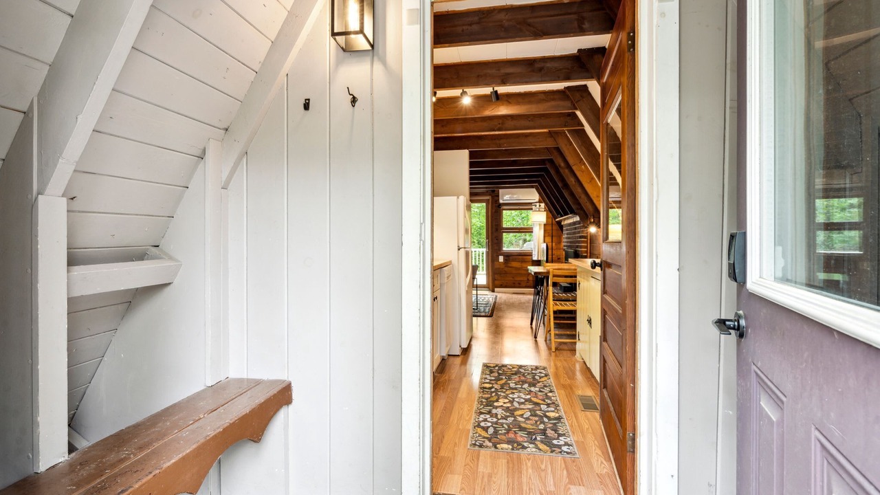 Photo of Bedroom in Center Conway