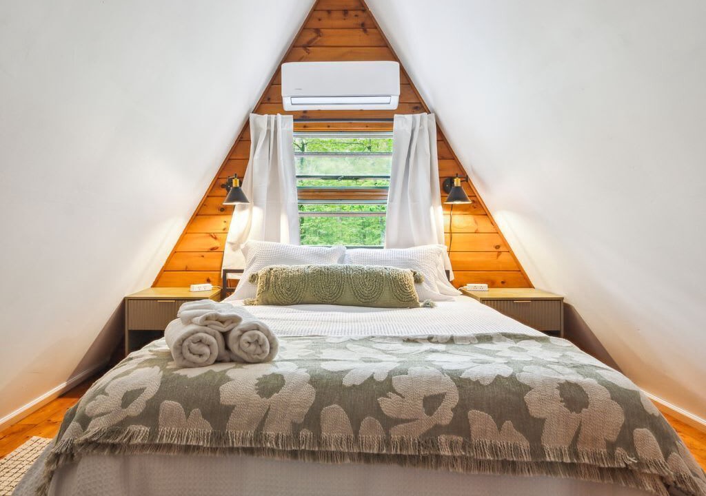 Photo of Bedroom in Center Conway