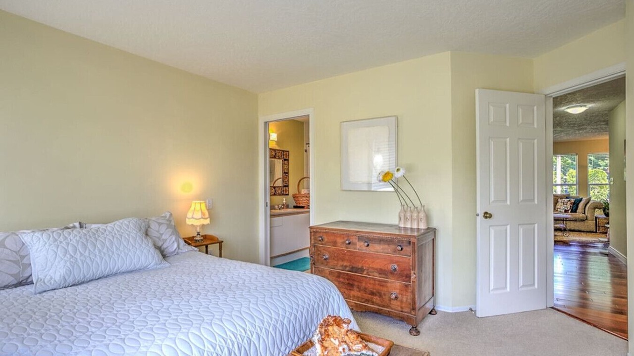 Photo of Bedroom in Shawnigan Lake
