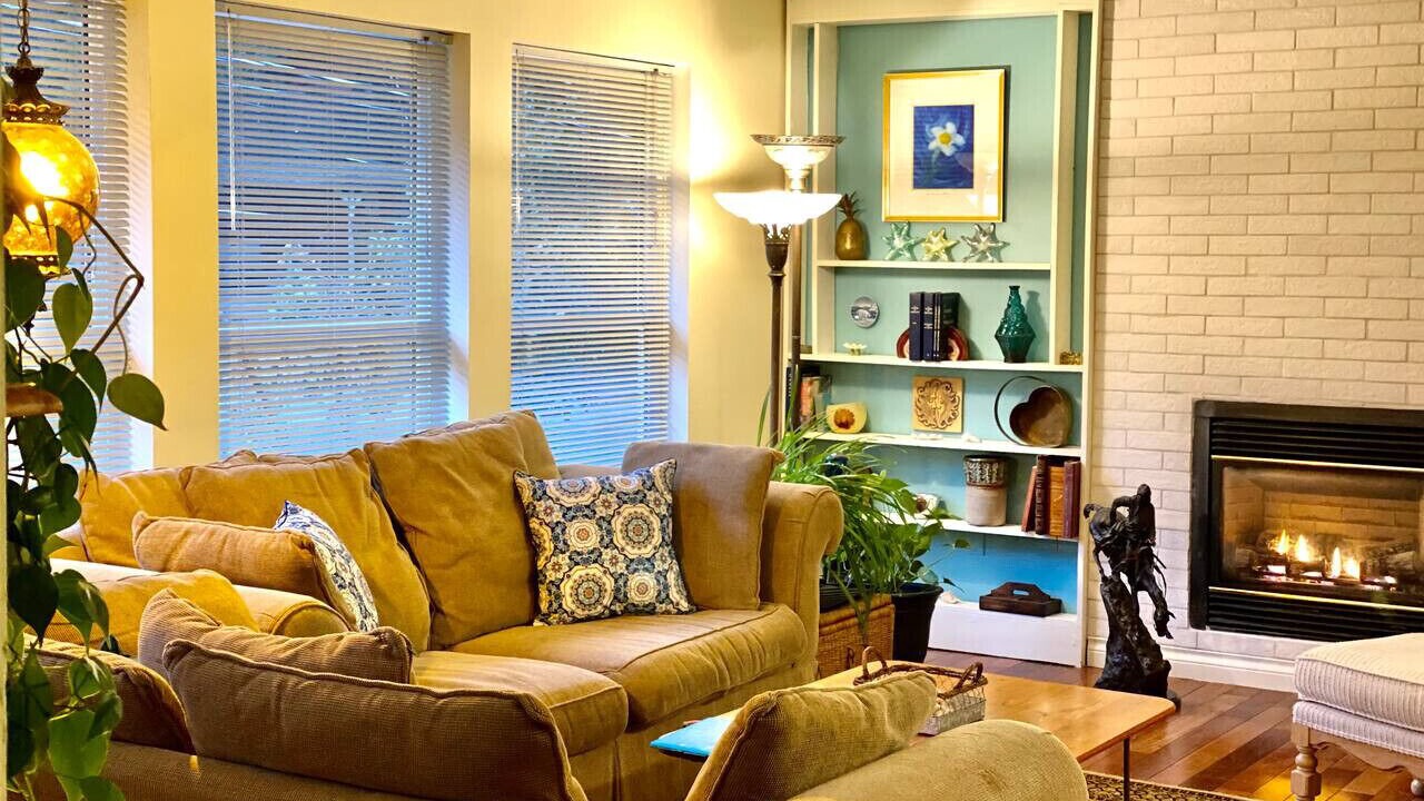 Photo of Livingroom in Shawnigan Lake