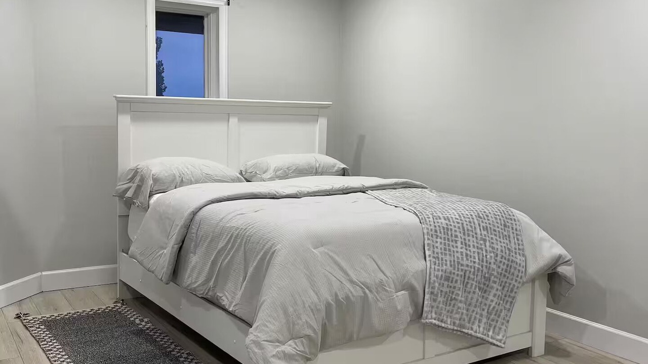 Photo of Bedroom in Aurora