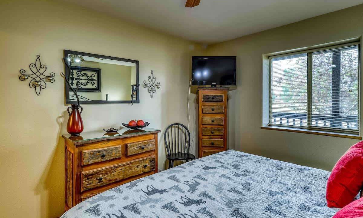 Photo of Bedroom in Pagosa Springs