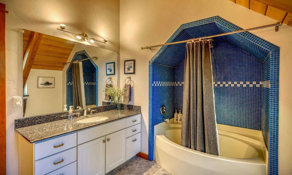 Photo of Bathroom in Pagosa Springs