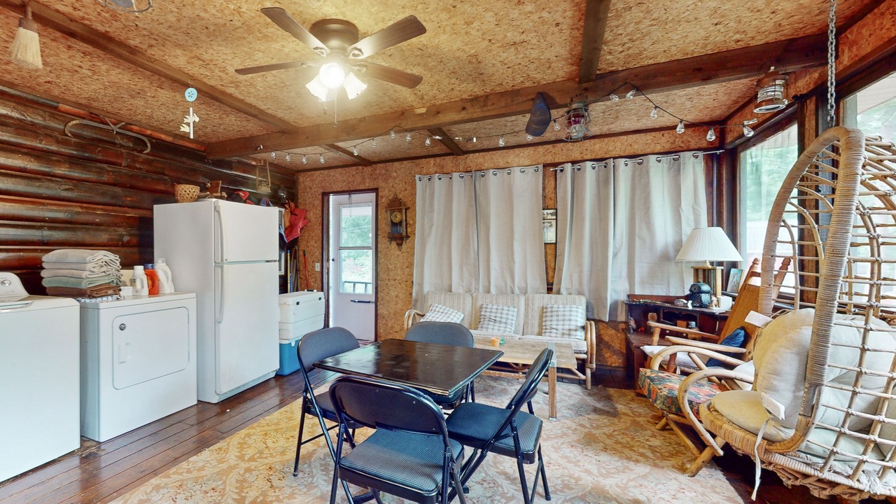 Photo of Livingroom in Lake Luzerne-Hadley