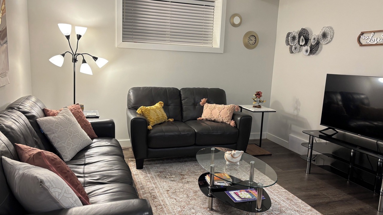 Photo of Livingroom in Northeast Edmonton