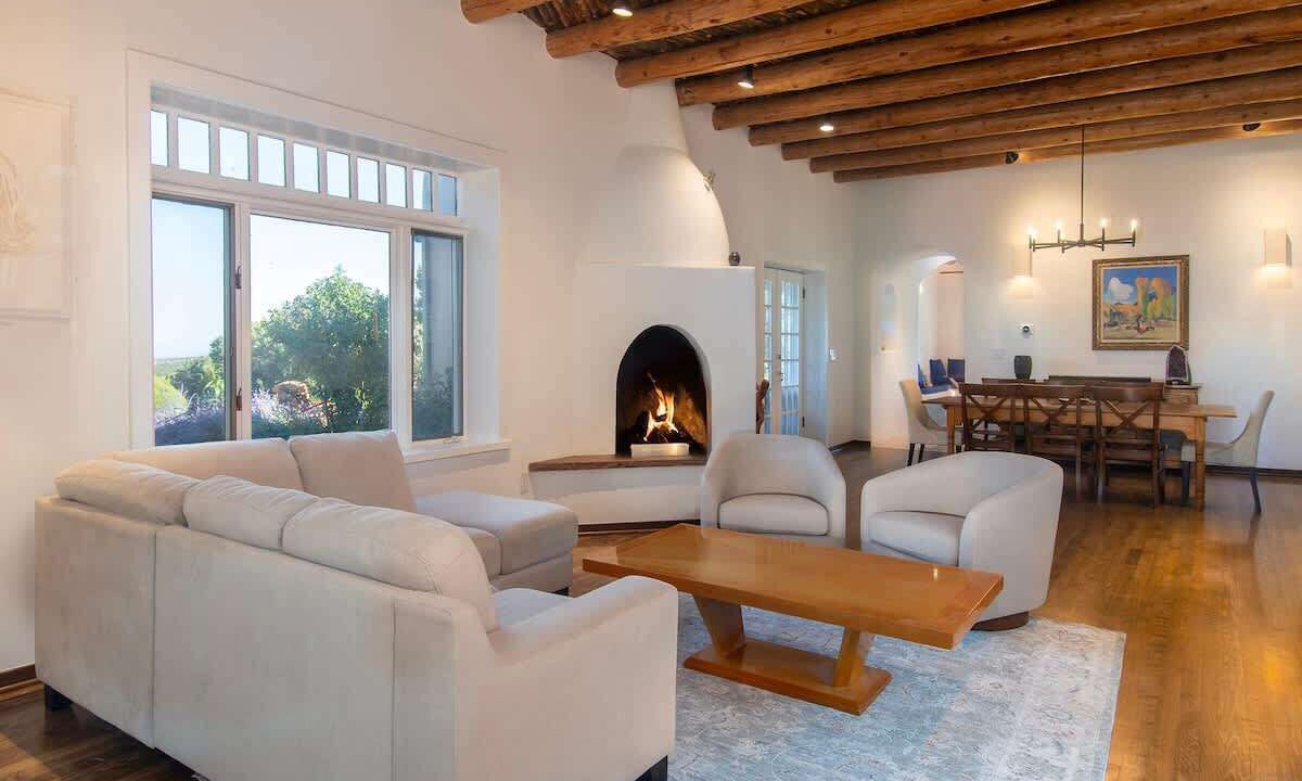 Photo of Livingroom in Tesuque