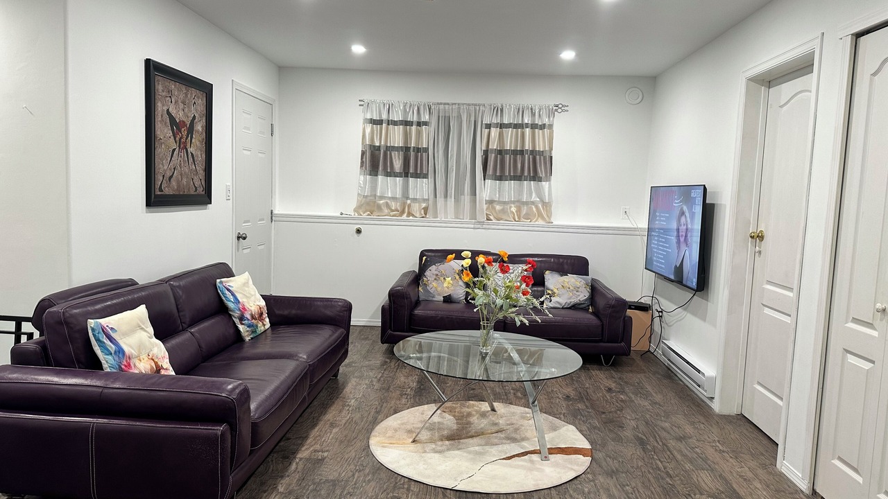 Photo of Livingroom in Coquitlam