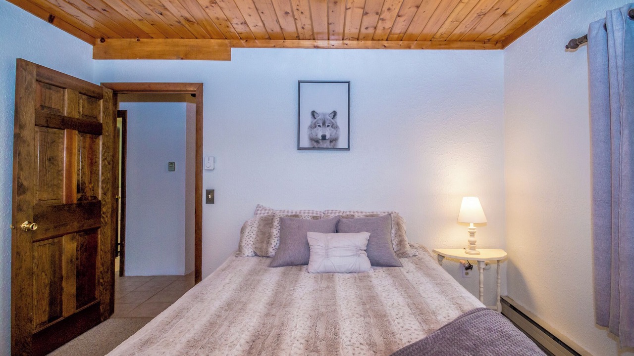 Photo of Bedroom in Jackson