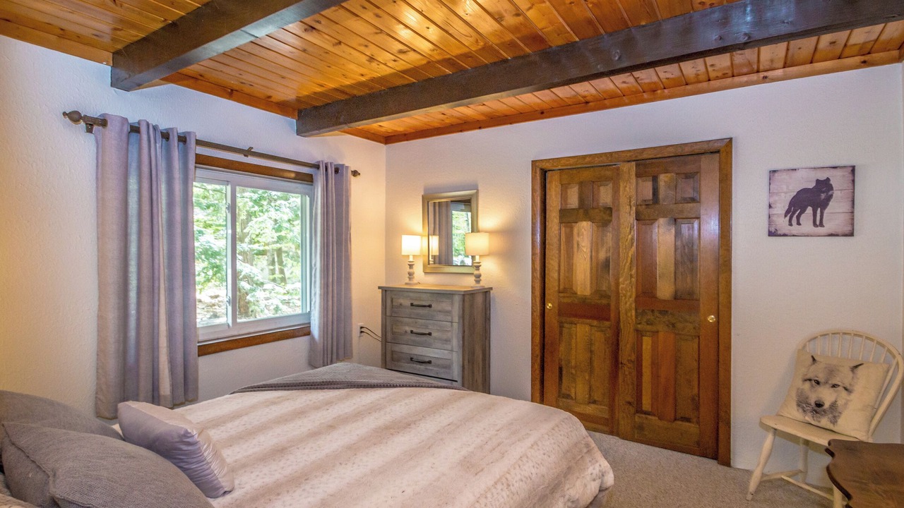 Photo of Bedroom in Jackson