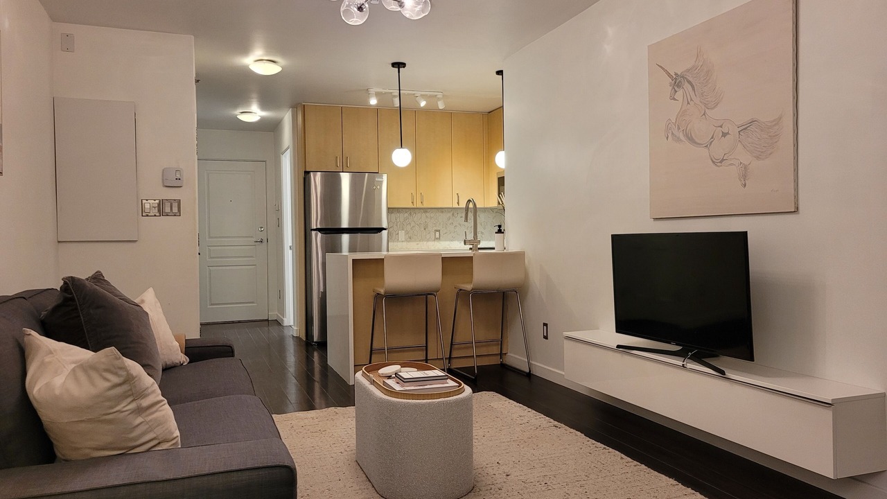 Photo of Livingroom in Yaletown