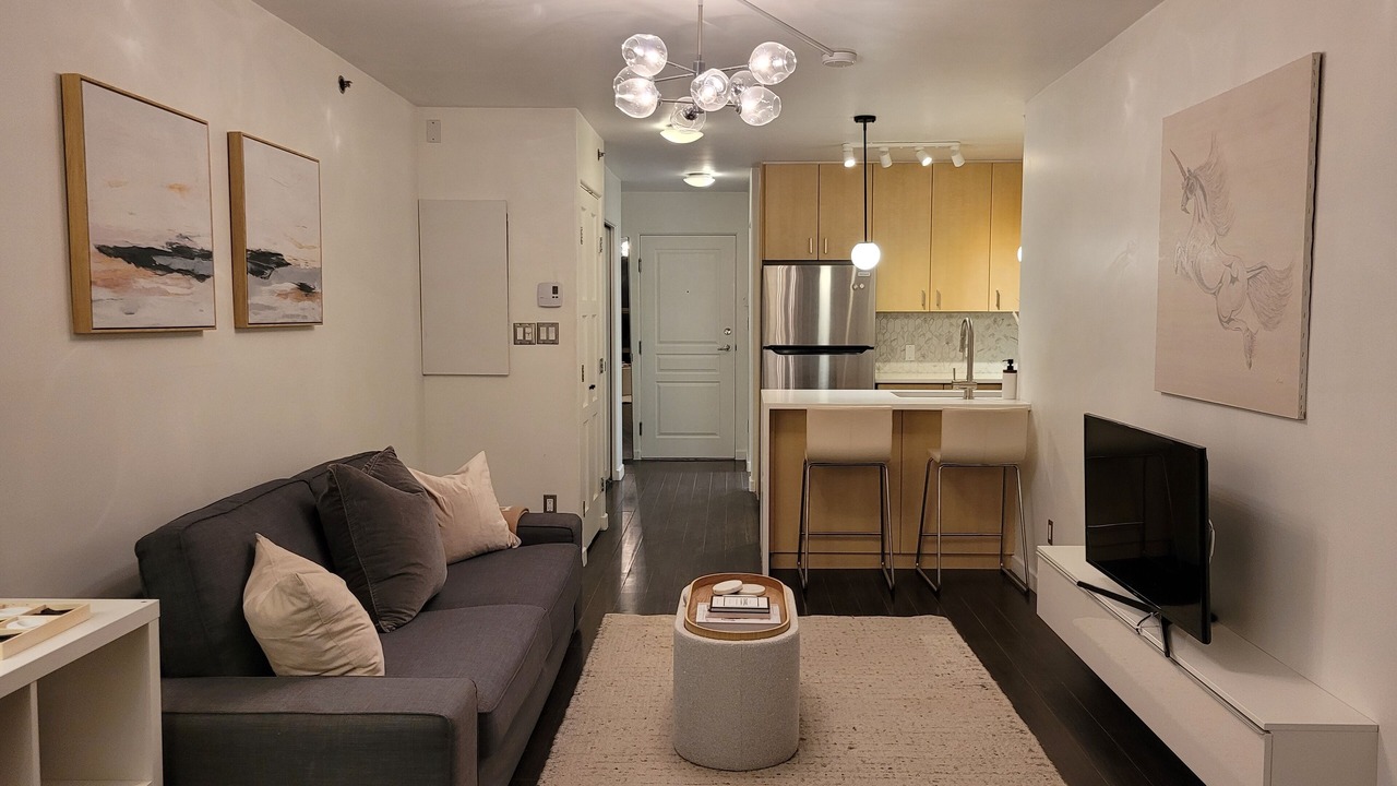 Photo of Livingroom in Yaletown