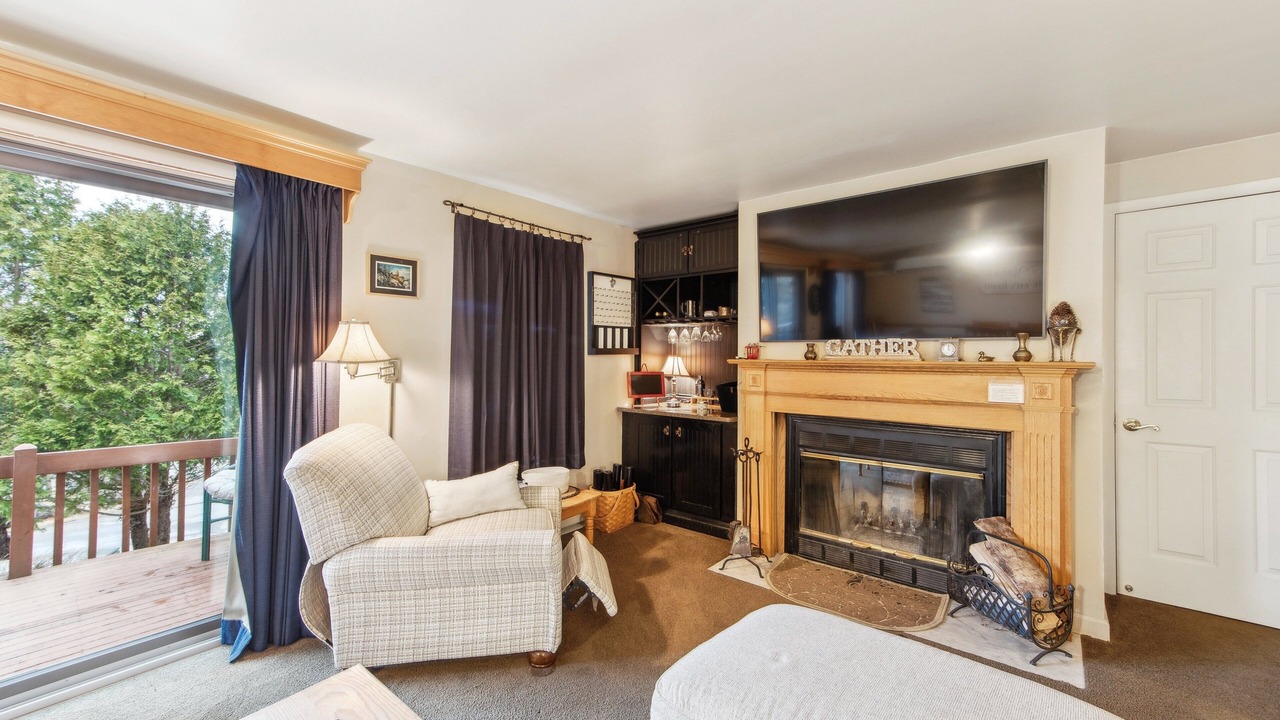 Photo of Livingroom in North Creek