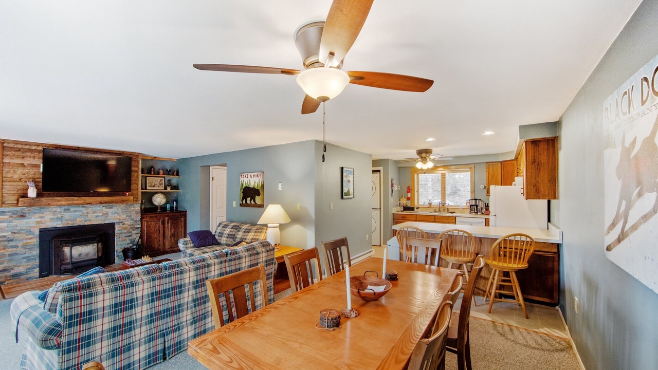 Photo of Bedroom in North Creek