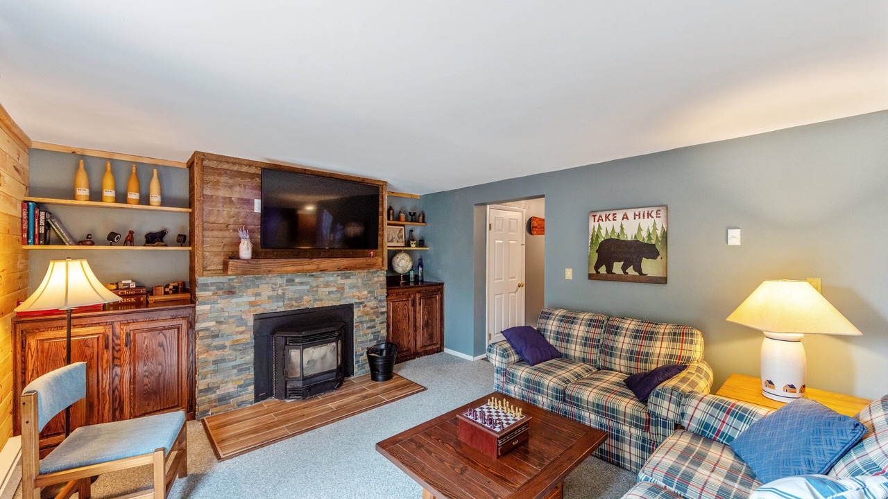 Photo of Bedroom in North Creek