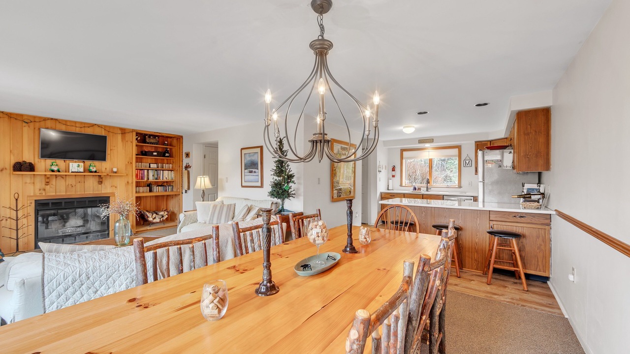 Photo of Bedroom in North Creek