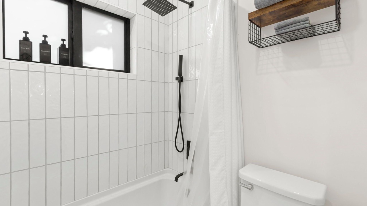 Photo of Bathroom in Lighthouse Point