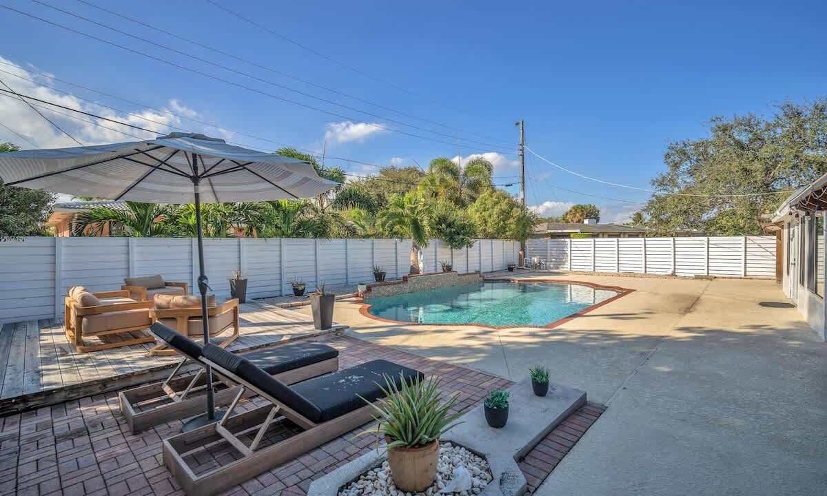 Photo of Outdoor in Beachway Estates