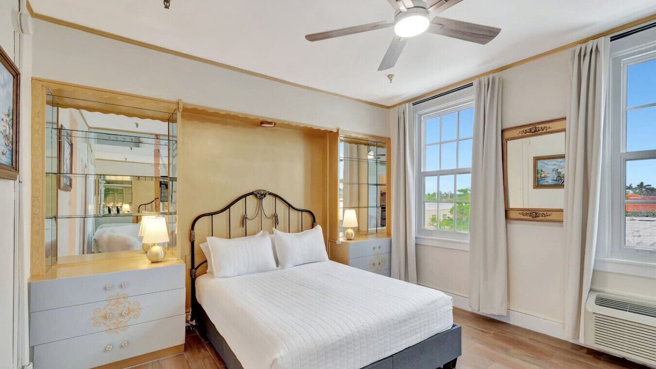 Photo of Bedroom in Palm Beach