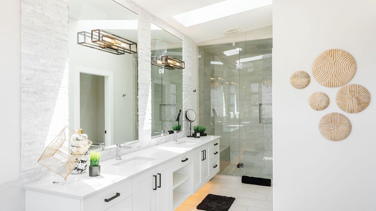 Photo of Bathroom in McKinley